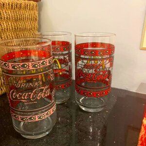 3 mint conditiion vintage glasses McDonalds and Coca Cola no defects or chips